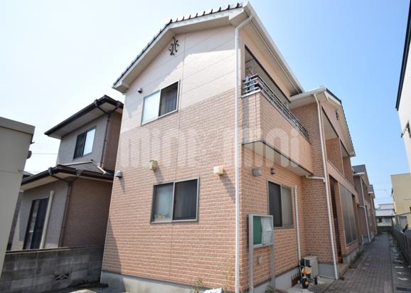8819694/建物外観