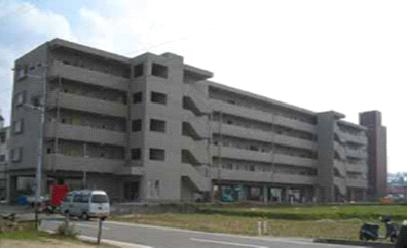 8824015/建物外観