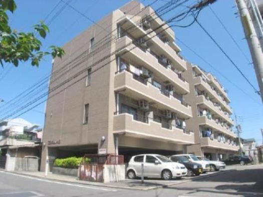 8825409/建物外観
