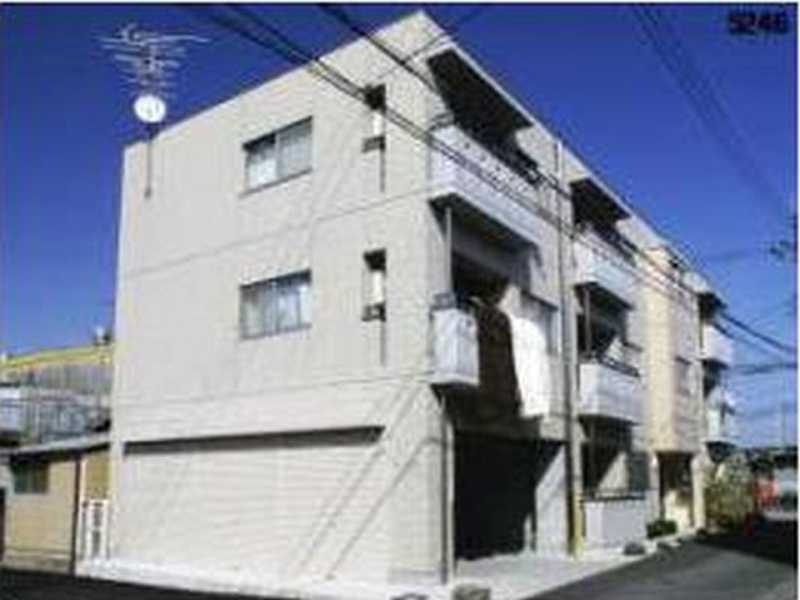 8829425/建物外観