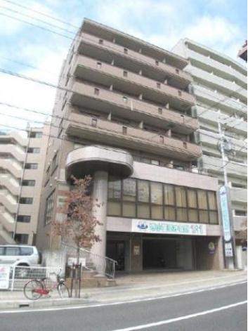 8833582/建物外観