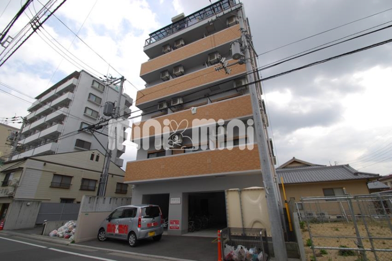 8835078/建物外観