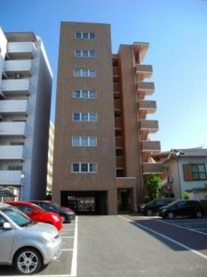 8846219/建物外観