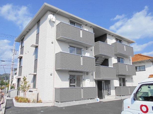 8867957/建物外観